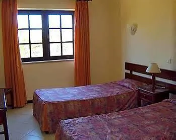 Colina Village 3*