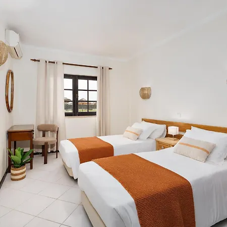 Colina Village Курортный комплекс 3*