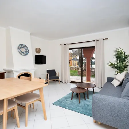 Colina Village Курортный комплекс Карвоейру