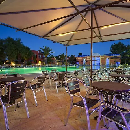 Colina Village 3* Карвоейру