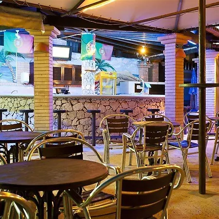 Colina Village 3* Карвоейру