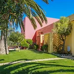 Colina Village リゾート 3*
