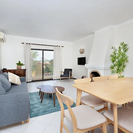 Colina Village 3*