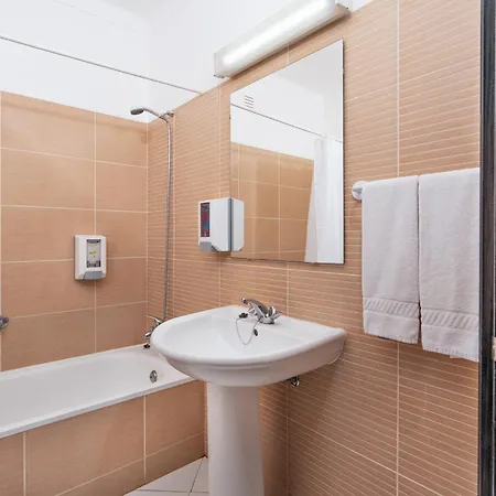 Colina Village Resort 3*