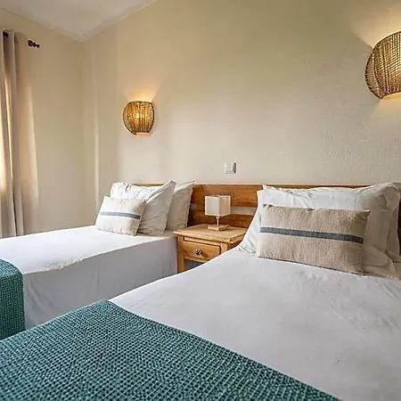 Colina Village Resort 3*
