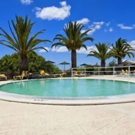 אתר נופש Colina Village קארבואירו