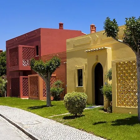 Colina Village 리조트