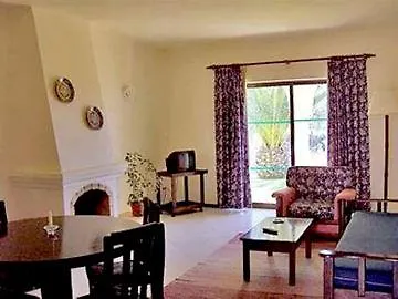 Colina Village Resort 3*