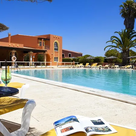 Colina Village Resort