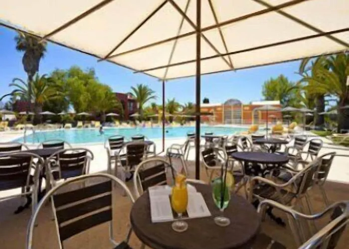 Colina Village Карвоейру