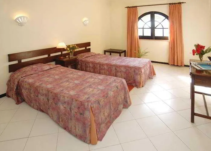 Colina Village Карвоейру