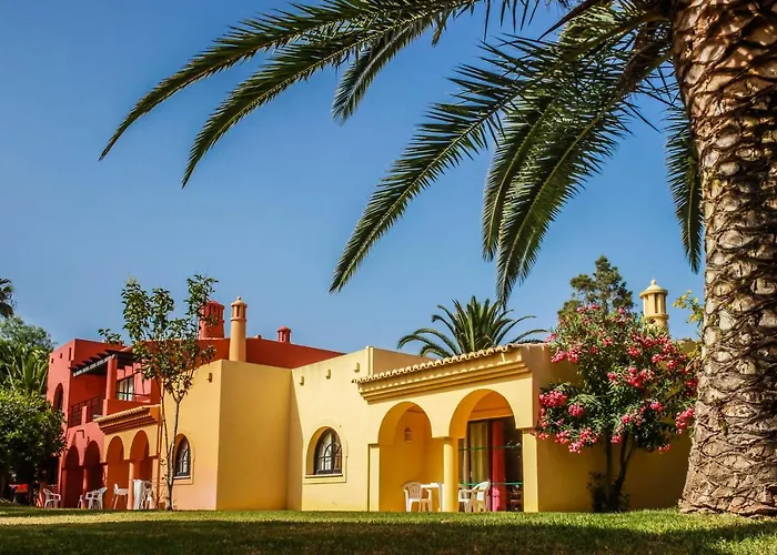 Colina Village 3* Карвоейру