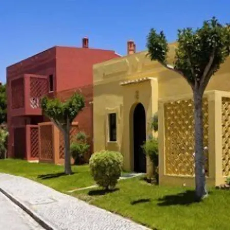 אתר נופש Colina Village קארבואירו