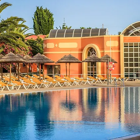 Colina Village Station touristique